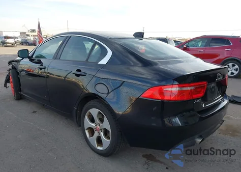 2017 Jaguar Xe 25T из США, поврежденный, VIN SAJAR4BG9HA977253